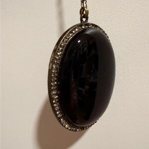 Elegant Black Pendant Necklace